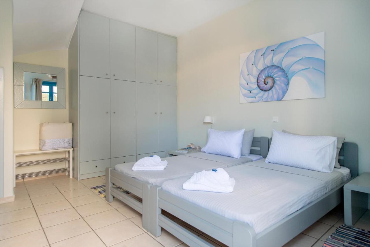 Splash With Amazing Sea Views In Piso Livadi Extérieur photo